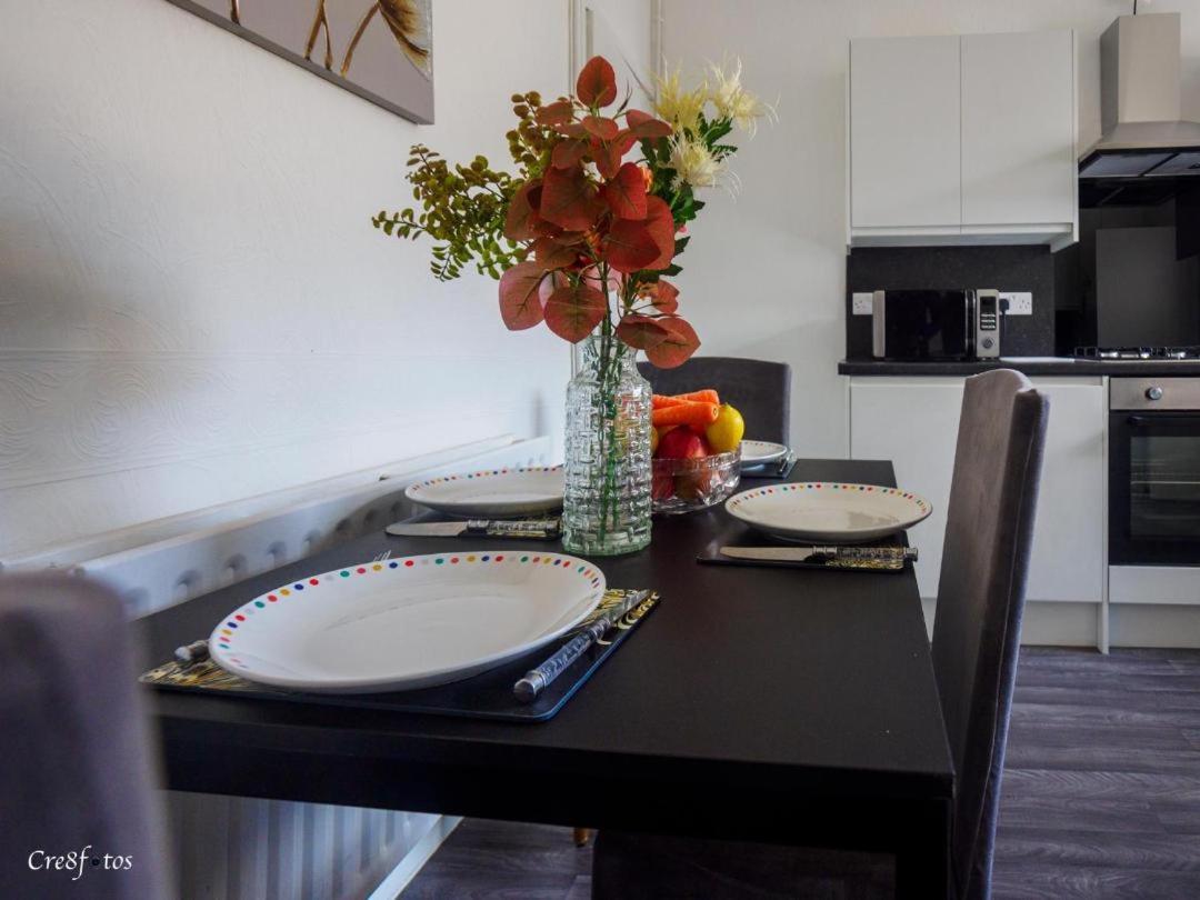 12 Cornwallis Lodge Family Room 1 Stoke-on-Trent المظهر الخارجي الصورة